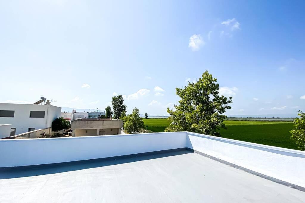 Casa La Llacuna: Casa En El Corazon Del Delta El Poble Nou del Delta Bagian luar foto