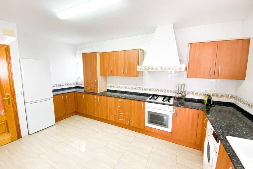 Casa La Llacuna: Casa En El Corazon Del Delta El Poble Nou del Delta Bagian luar foto